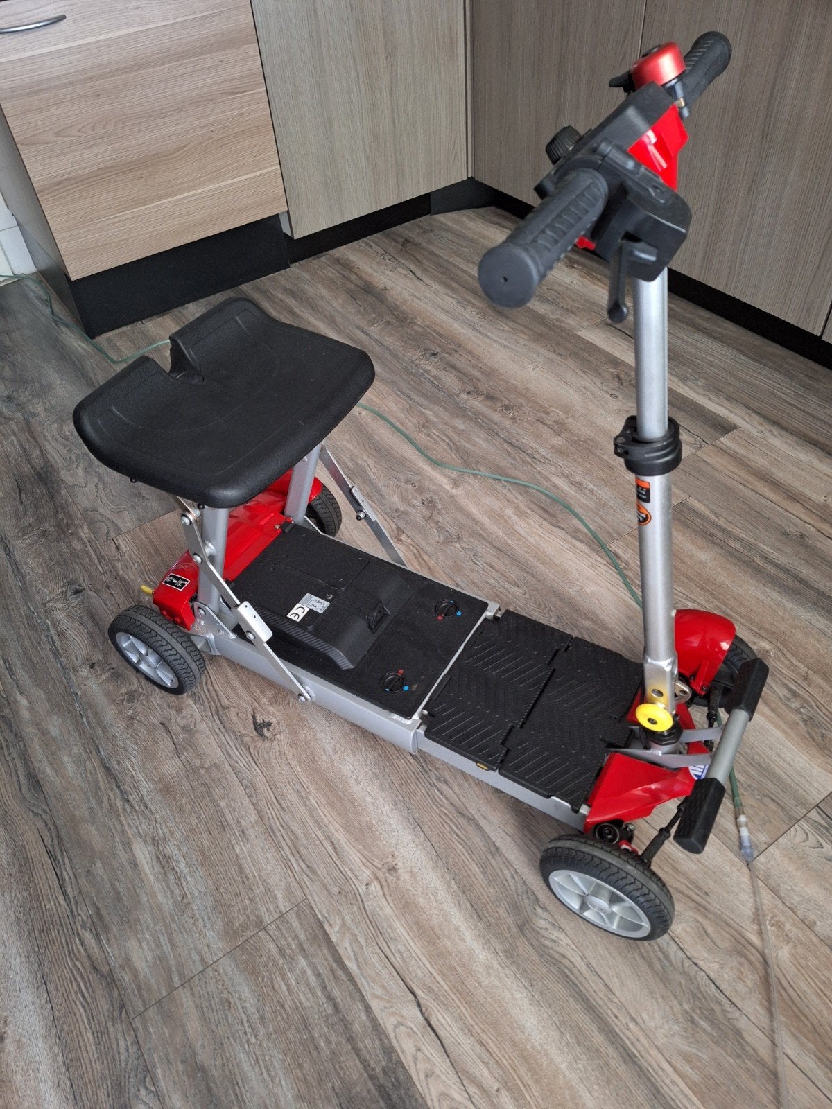Kleine inklapbare scootmobiel, Ophalen, 10 km/u of minder