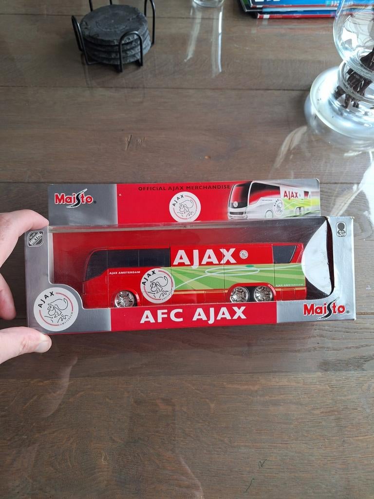 Ajax spelersbus, Maat XL, Ophalen of Verzenden, Nieuw, Overige typen