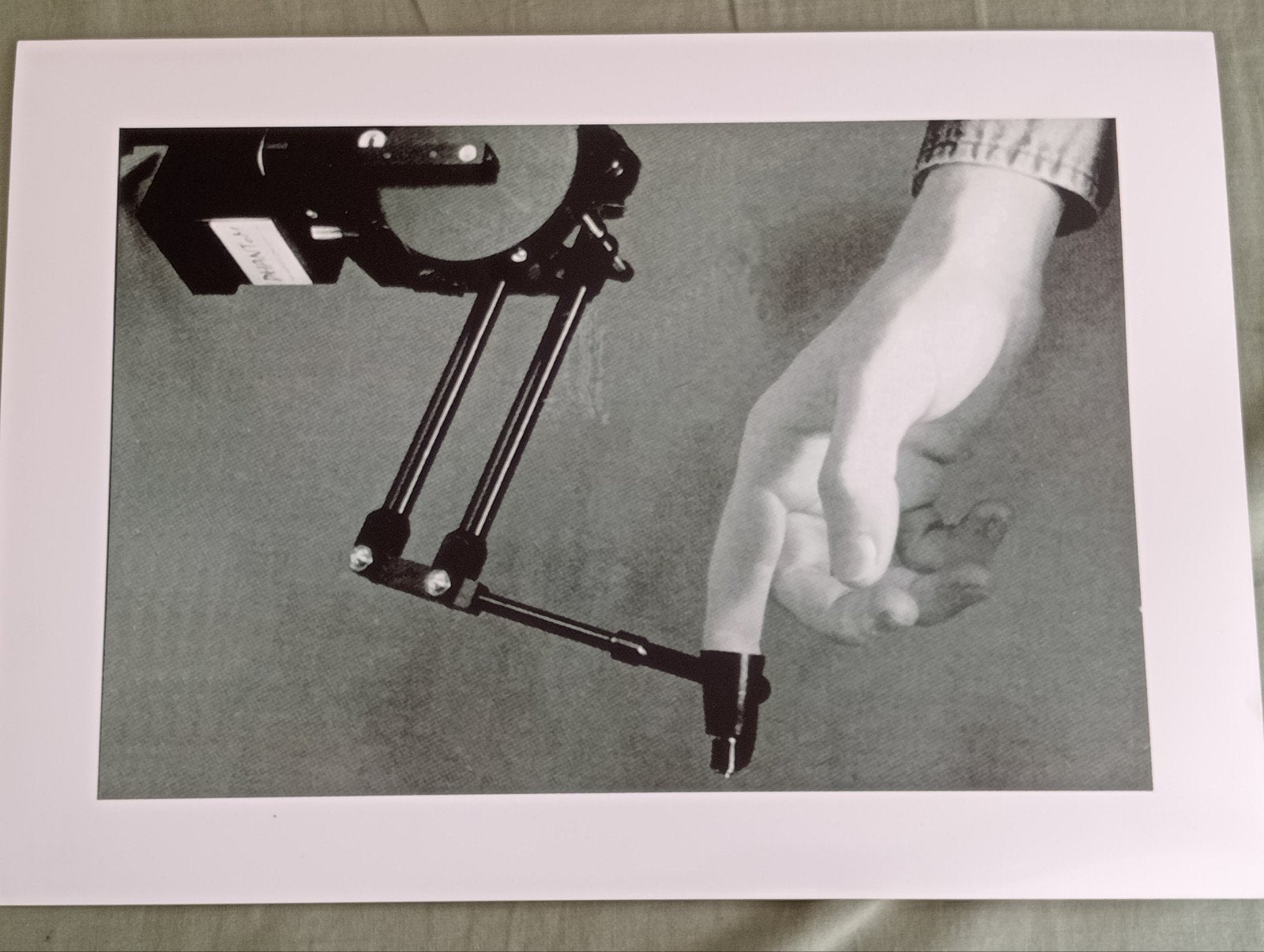 Medische foto vinger bloedprikken jaren 80-90, Ophalen of Verzenden, 1980 tot heden, Zo goed als nieuw, Overige onderwerpen