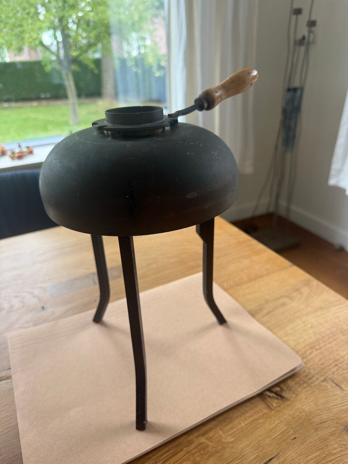 Oud koperen laboratorium apparaat met driepoot, Antiek en Kunst, Ophalen of Verzenden