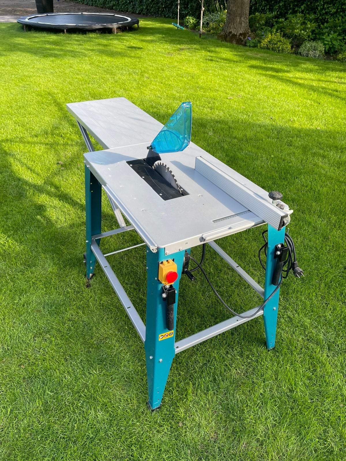 Makita 2712 zaagtafel 2000 W, Doe-het-zelf en Verbouw, Ophalen, Cirkelzaag, 70 mm of meer, Zo goed als nieuw