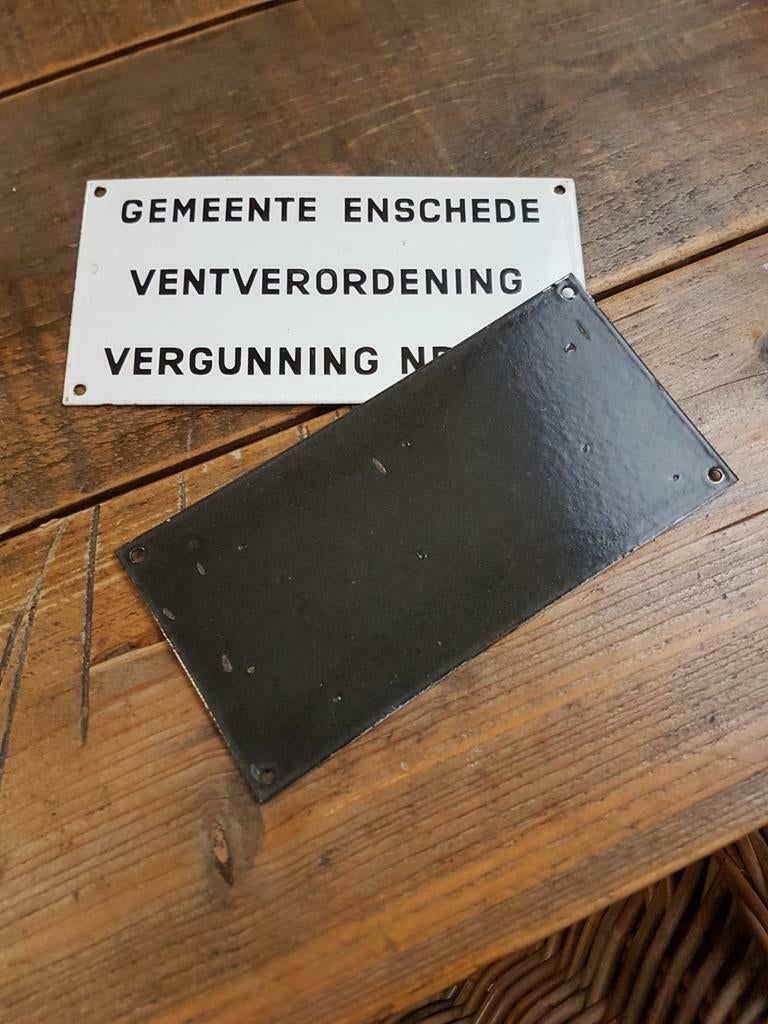 Emaille bordje ventverordening/vergunning met nummer., Verzamelen, Reclamebord, Gebruikt, ., Ophalen of Verzenden