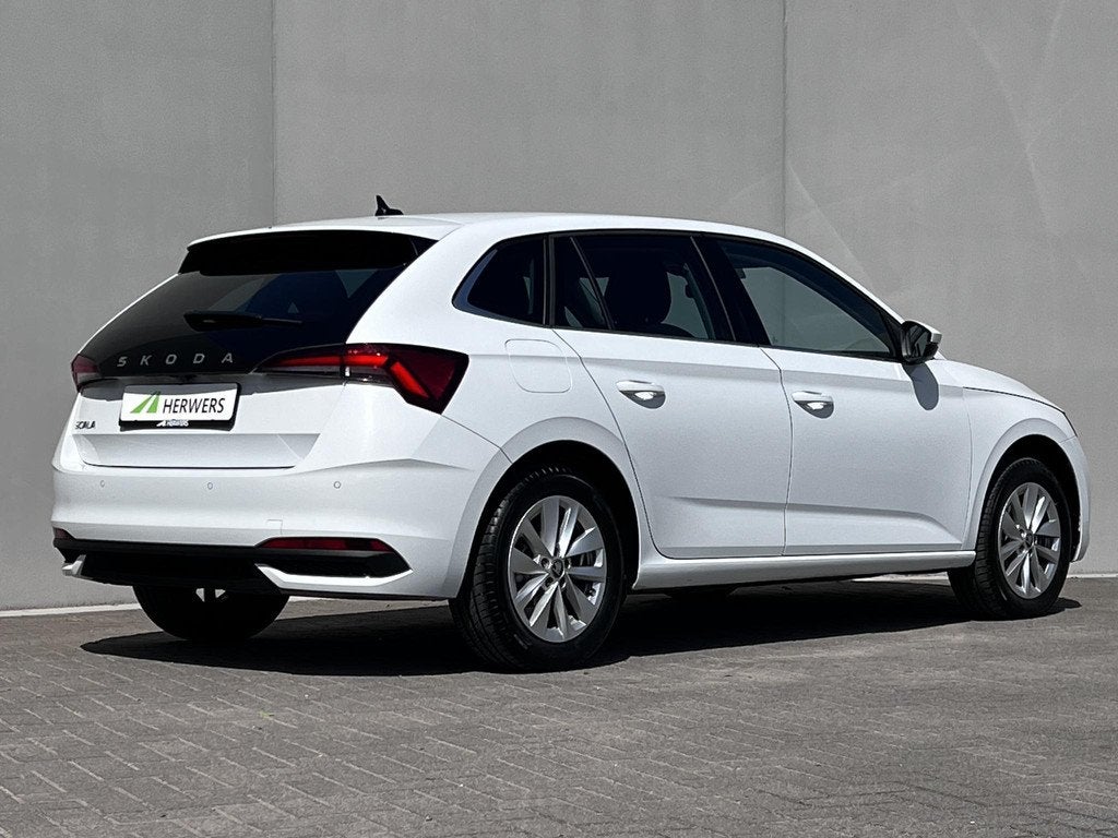 Skoda Scala 1.0 TSI Selection / Fabrieksgarantie t/m 6-2027, Auto's, Skoda, Euro 6, 116 pk, Wit, 19 km/l