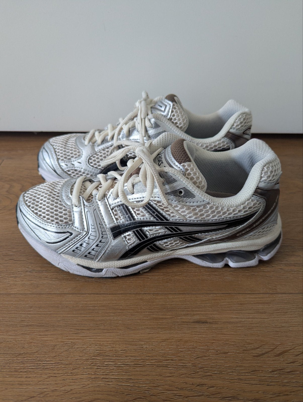 Asics Gel Kayano 14 sneakers maat 40, Kleding | Dames, Schoenen, Ophalen of Verzenden, Sneakers of Gympen, Grijs, Gedragen
