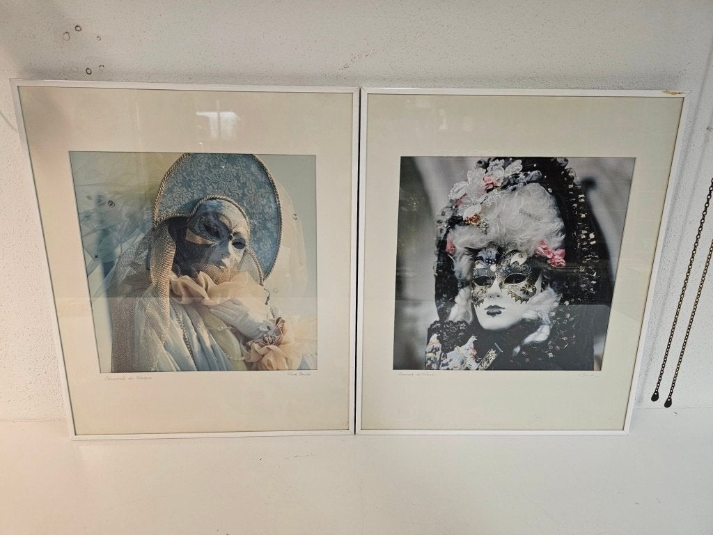 2 ingelijste posters van Carnaval Venetië  voor €20,-, Ophalen, Minder dan 50 cm, Gebruikt, Nvt