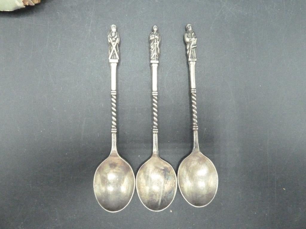 3 Apostellepeltjes in oud doosje, Antiek en Kunst, Ophalen of Verzenden