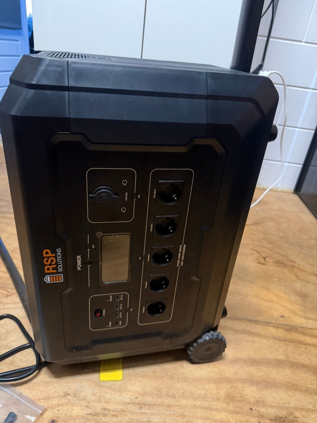 Powerstation 5000w, Ophalen, Zo goed als nieuw