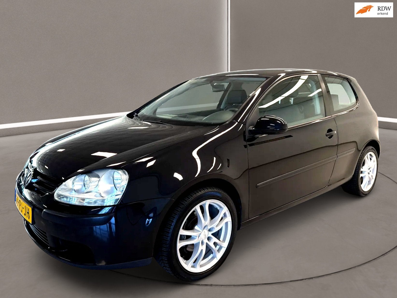 Volkswagen Golf 1.4 Trendline 75 PK 3 deurs Airco, Voorwielaandrijving, Gebruikt, 4 cilinders, 610 kg