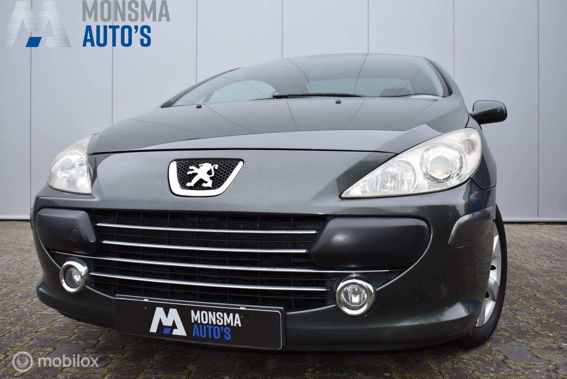 Peugeot 307 CC 1.6-16V *Inruilkoopje!* APK 07-2027, Auto's, Stof, Zwart, 4 cilinders, Cabriolet