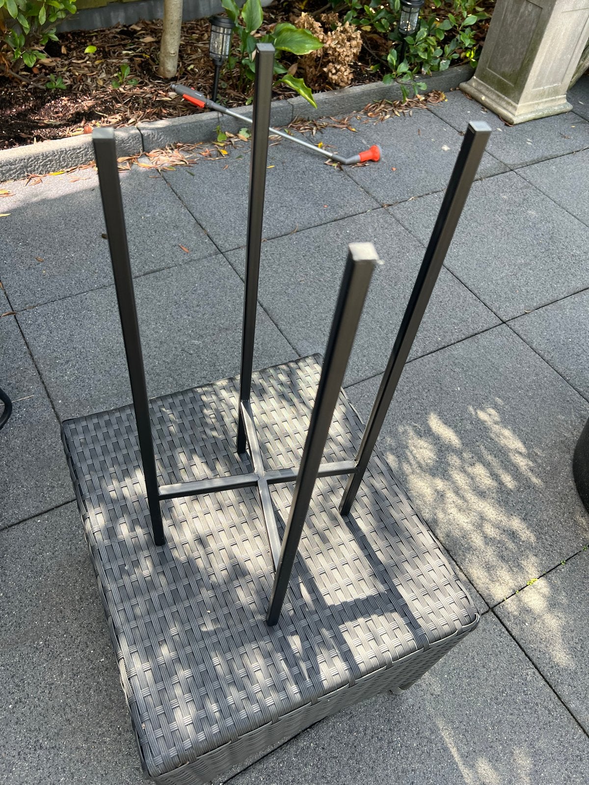 Zwart metalen plantenstandaard, Ophalen, Zo goed als nieuw