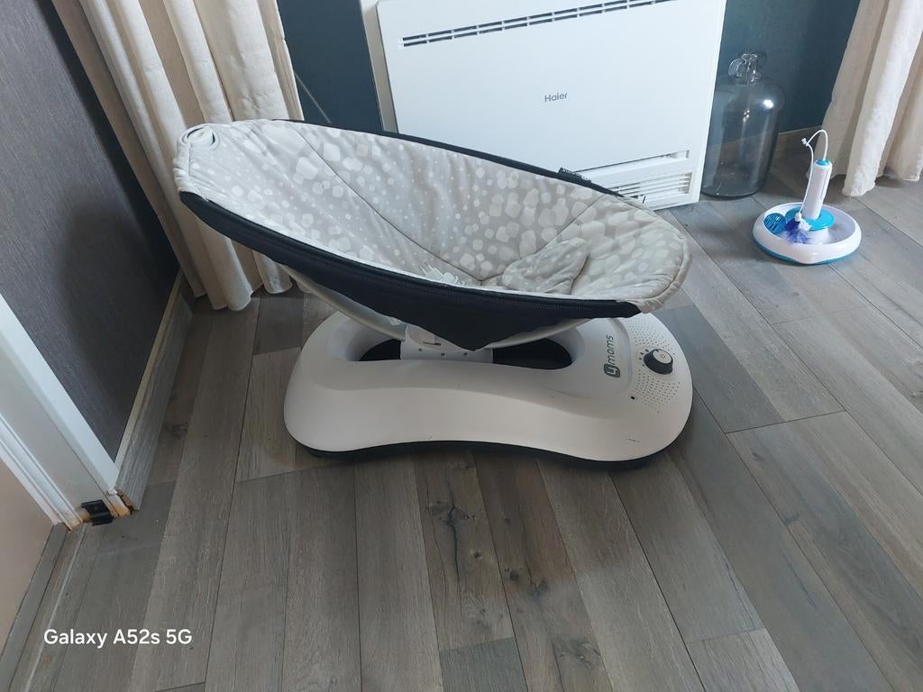 4moms mamaRoo 4.0 Wipstoel - Zo goed als nieuw, Ophalen of Verzenden, Zo goed als nieuw, Wipstoel
