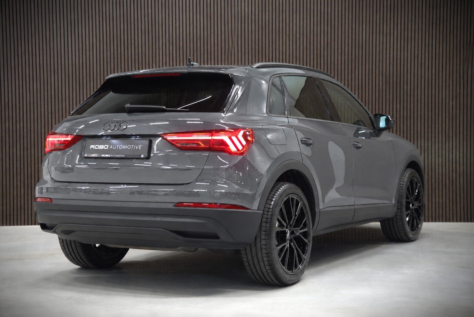 Audi Q3 45 TFSI e Advanced edition | Stoelverwarming | Navig, Auto's, Dealer onderhouden, Stof, Gebruikt, 245 pk