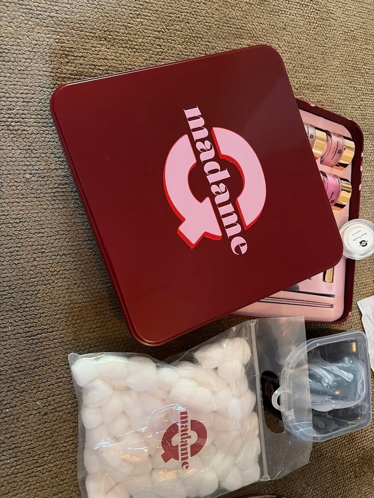 Madame Q Dipping Powder Nagelset - Complete Kit, Overige kleuren, Ophalen of Verzenden, Zo goed als nieuw, Handen en Nagels