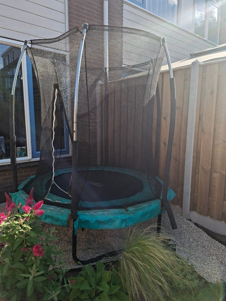 Gratis Salta trampoline, Ophalen, Gebruikt