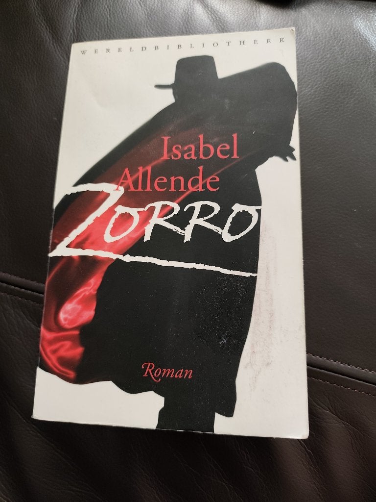 Zorro Isabel Allende, Ophalen of Verzenden, Zo goed als nieuw