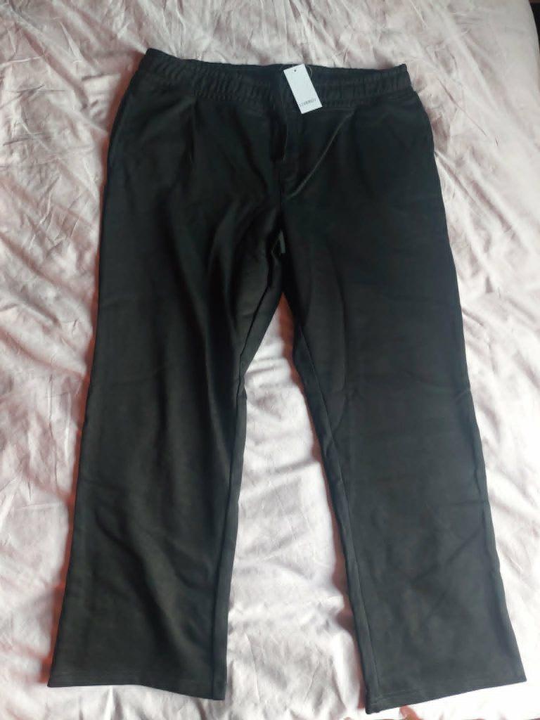 Joggingbroek XL nieuw, Kleding | Heren, Broeken en Pantalons, Zwart, Ophalen of Verzenden, Livergy, Maat 56/58 (XL)