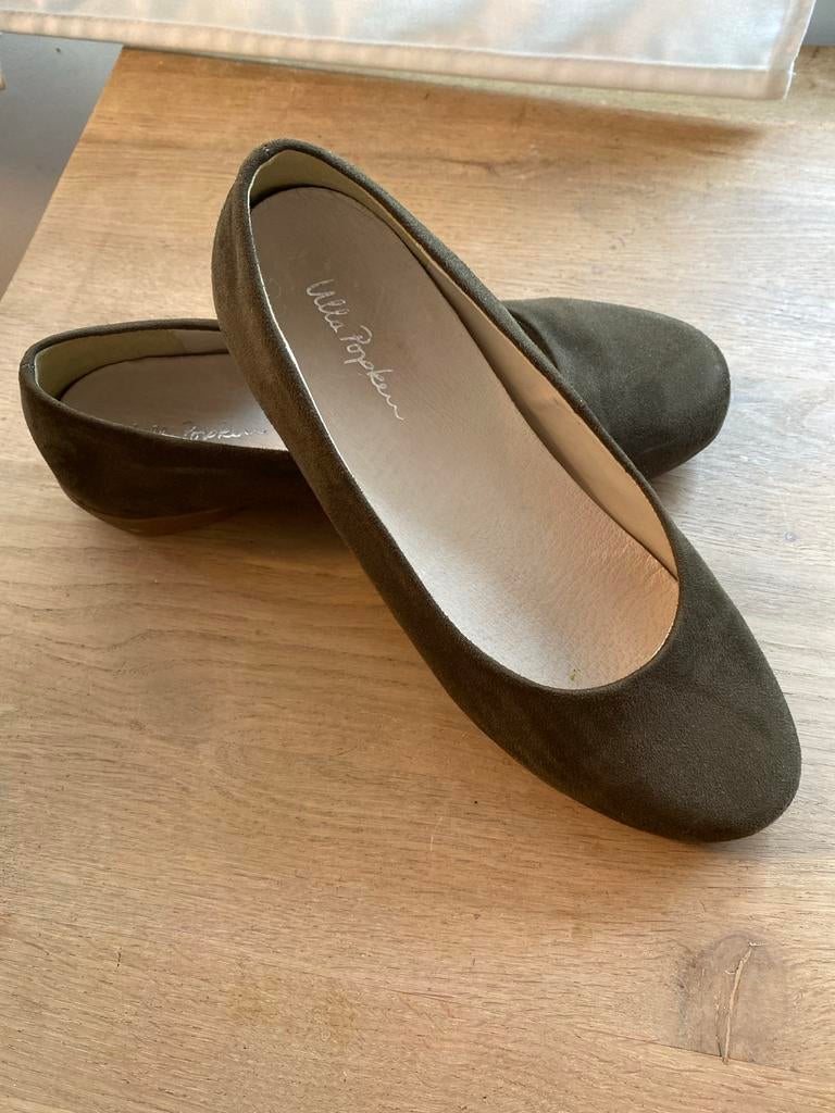 Ulla Popken suède ballerina's maat 40 olijfgroen, Kleding | Dames, Schoenen, Ophalen of Verzenden, Gedragen, Groen, Ballerina's