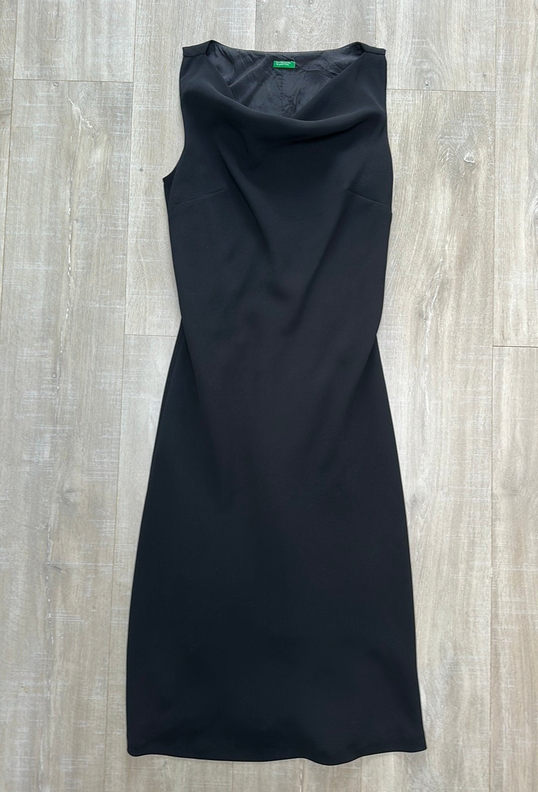Jurkje Benetton, Ophalen, Zwart, Maat 36 (S), Gedragen