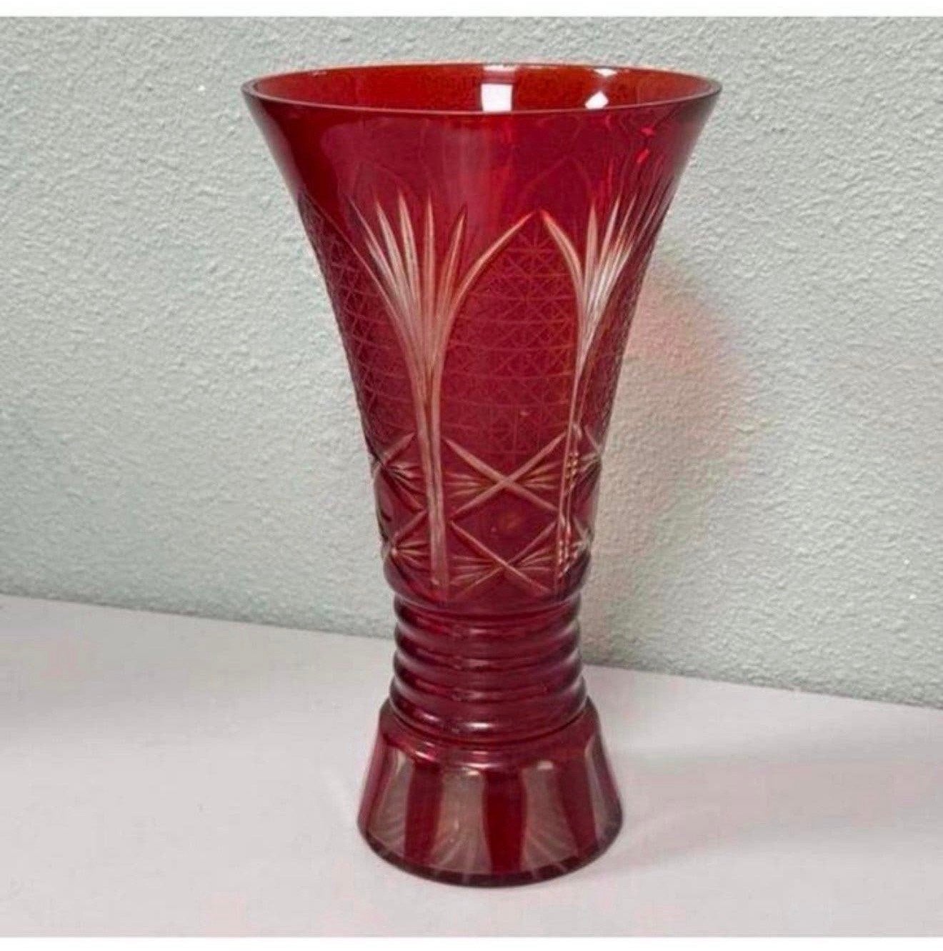 Handgeslepen kristal antieke vaas Boheemse stijl robijnrood, Ophalen of Verzenden