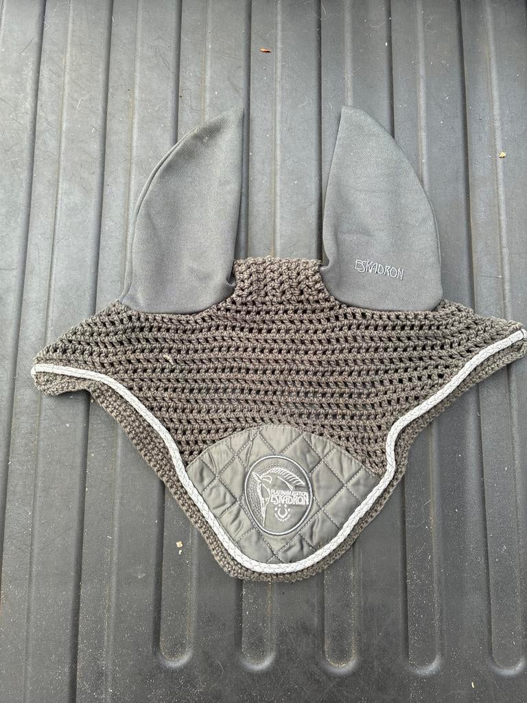Eskadron orennetje grijs., Ophalen of Verzenden, Dressuur
