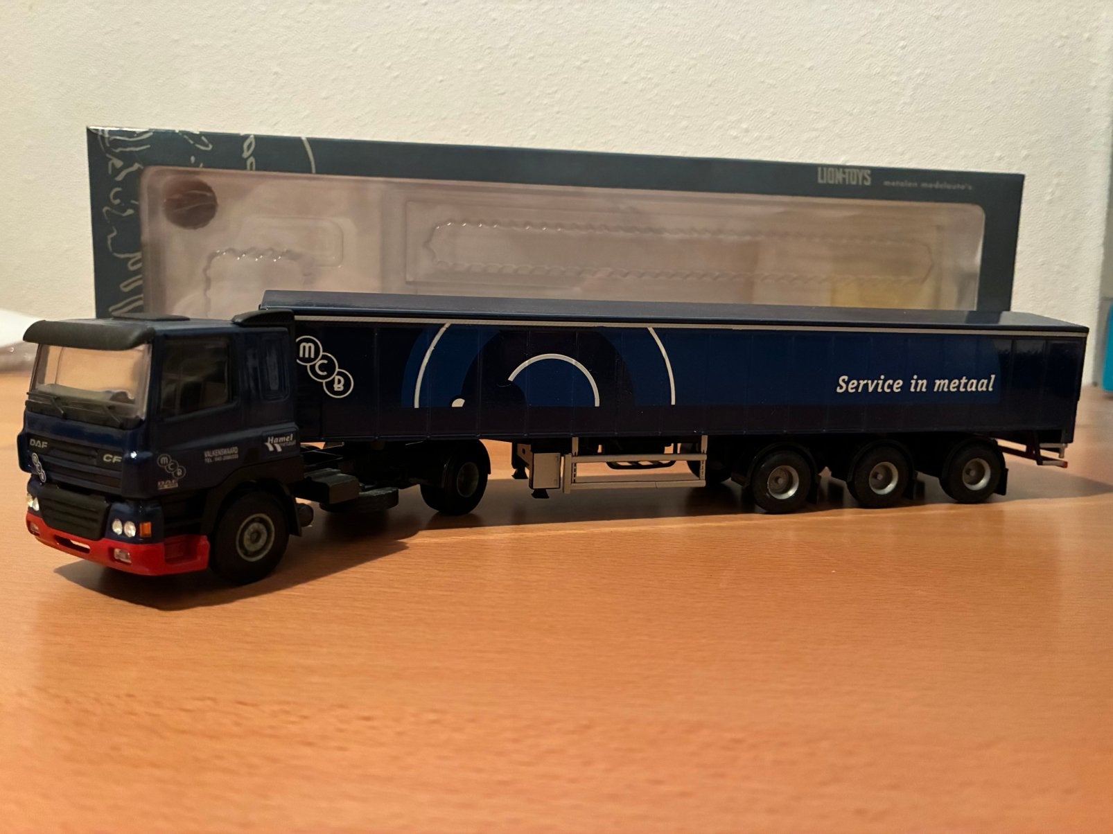Lion Toys DAF CF met oplegger uitv. MCB, Ophalen of Verzenden, Zo goed als nieuw, Bus of Vrachtwagen, Lion Toys