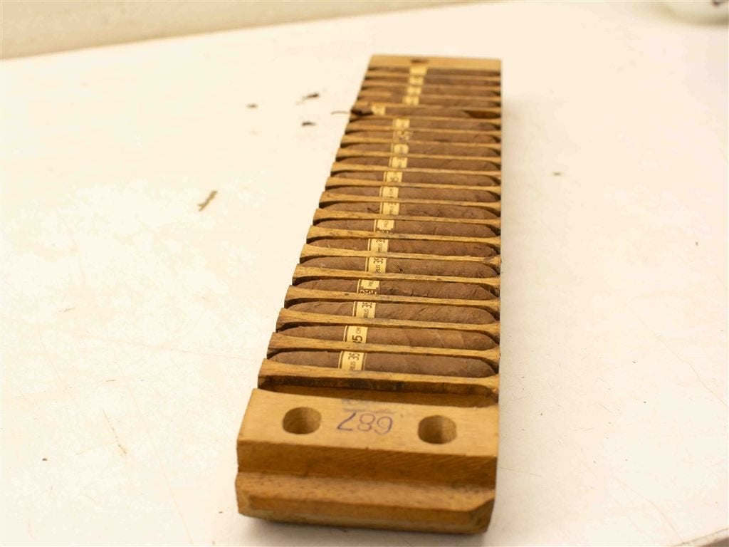 Sigarenpers van hout 38528, Ophalen of Verzenden, Gebruikt, Sigarenbandjes