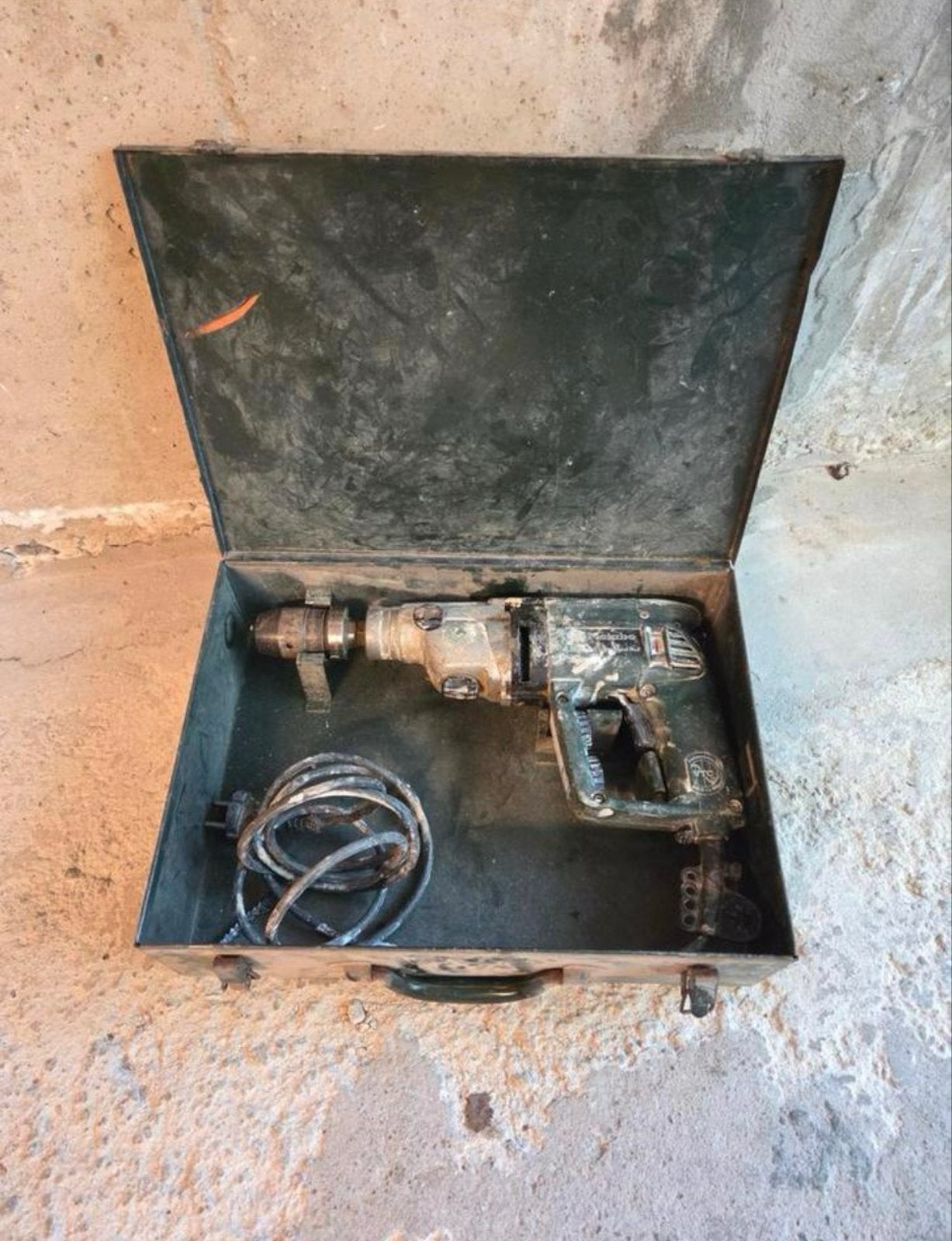 Metabo SBE 1015 Boormachine - Uitstekend voor mixen, Boormachine, Variabele snelheid, Ophalen of Verzenden, Gebruikt