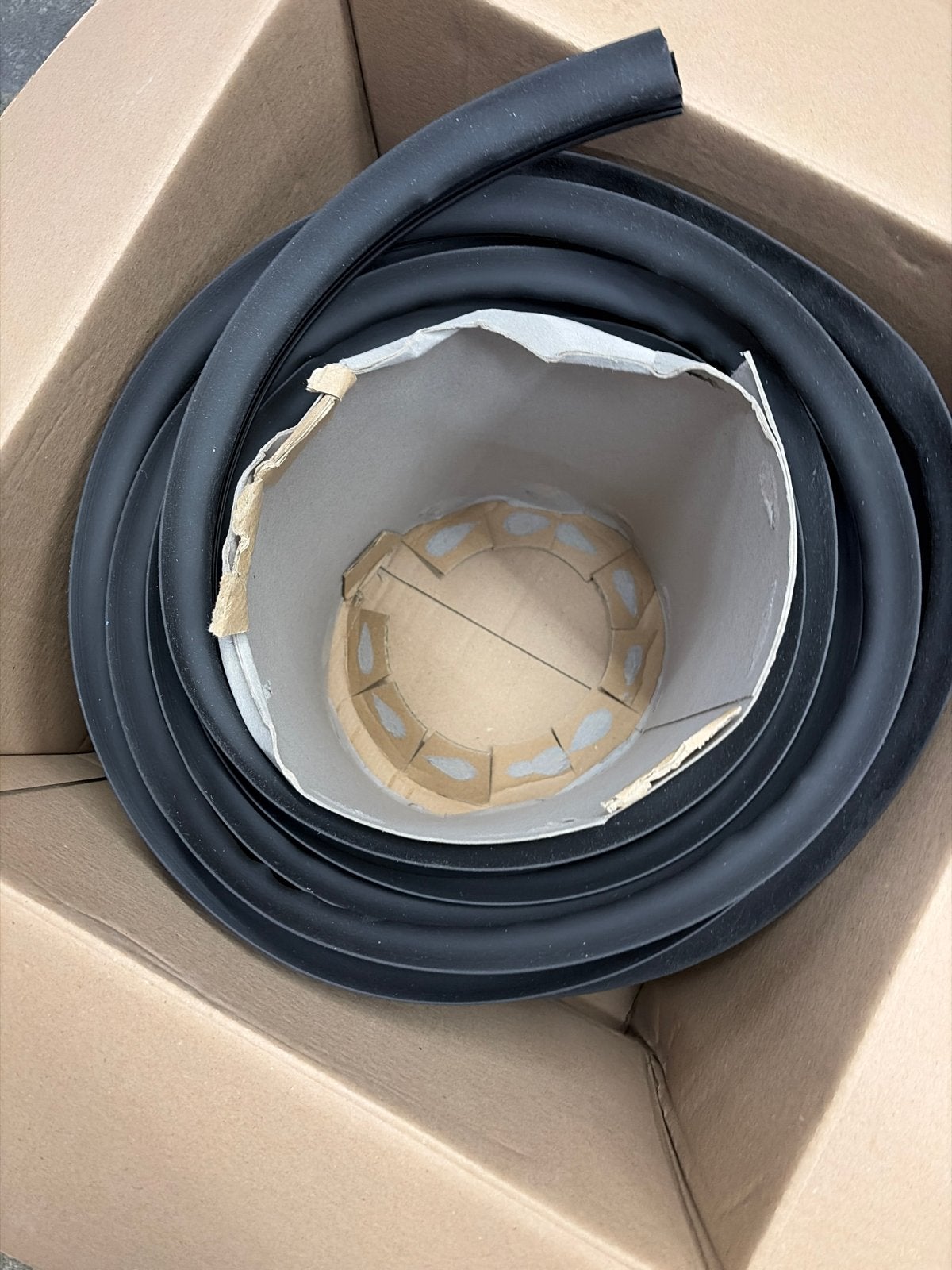 Rubberen afdichtingsstrip - 24 meter, Nieuw, Ophalen of Verzenden, Nvt, Nvt