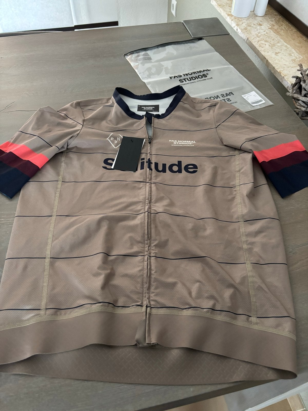 Wielershirt Pas Normal Studios Solitude Maat L, Ophalen of Verzenden, Nieuw