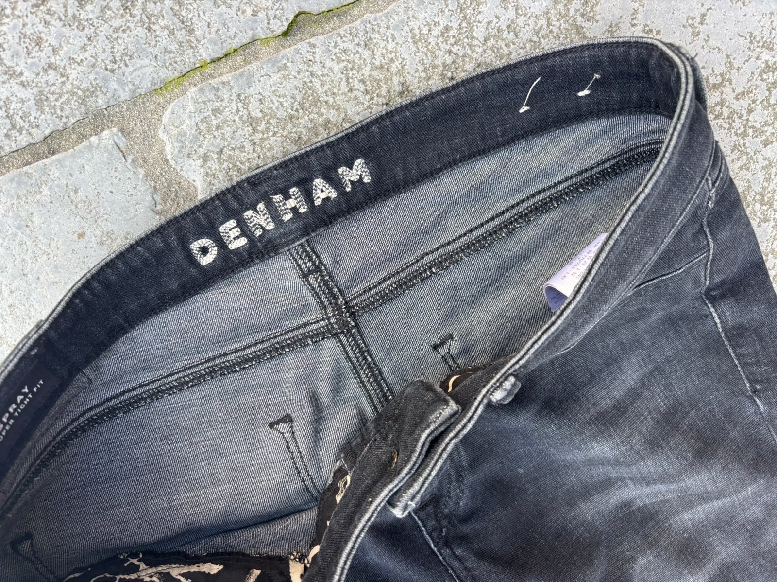 Denham jeans mt 30, Ophalen of Verzenden, Zo goed als nieuw, Zwart, W30 - W32 (confectie 38/40)