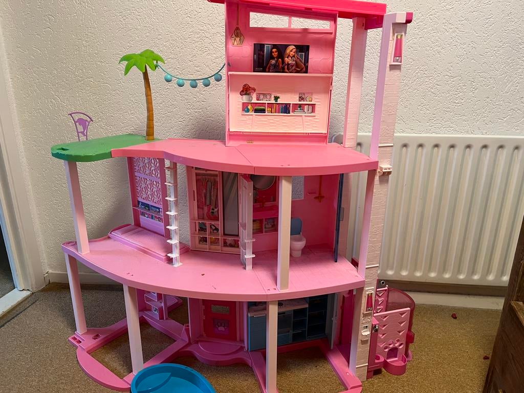 Poppenhuis, Kinderen en Baby's, Speelgoed | Poppenhuizen, Ophalen of Verzenden, Zo goed als nieuw, Poppenhuis