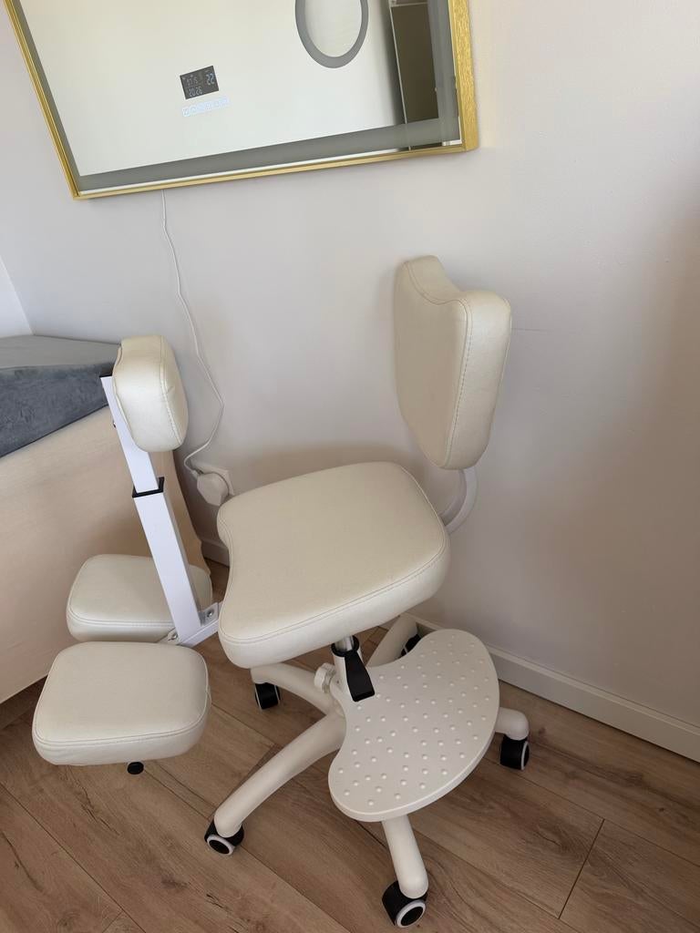 Ergonomische kniestoel. Comfortabel en verstelbaar., Ophalen, Gebruikt, Overige typen