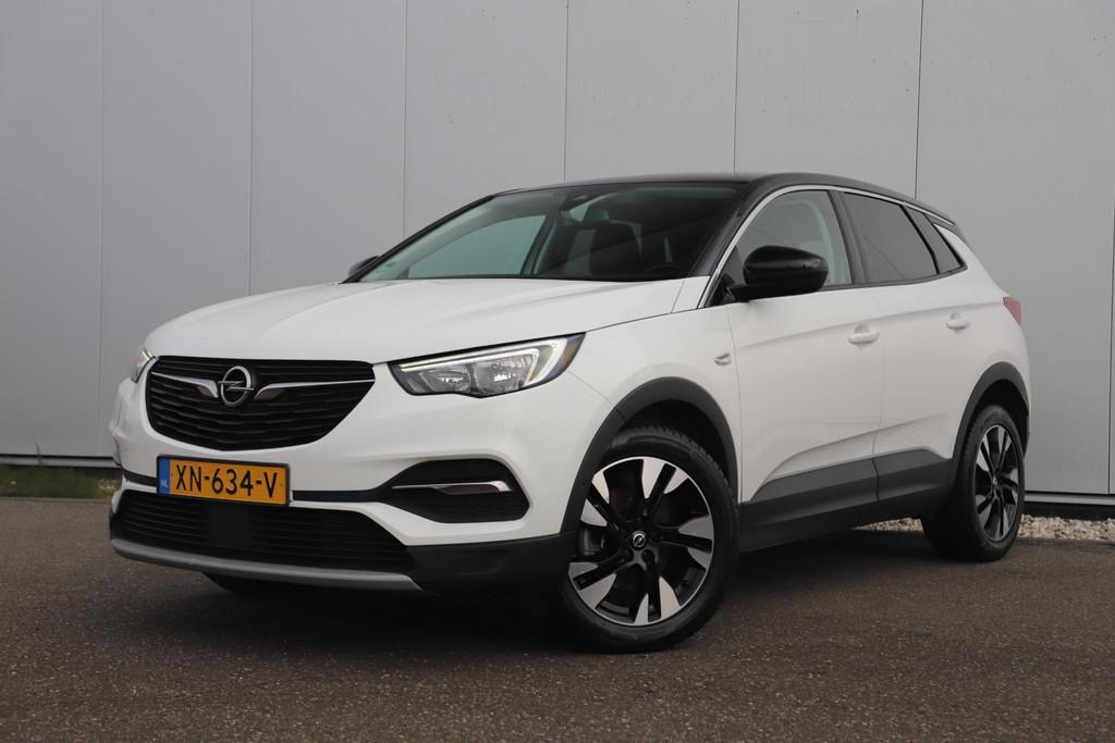 Opel Grandland X 1.2 Turbo Business Executive 131PK Automaat, Gebruikt, Euro 6, 1199 cc, Met garantie (alle)