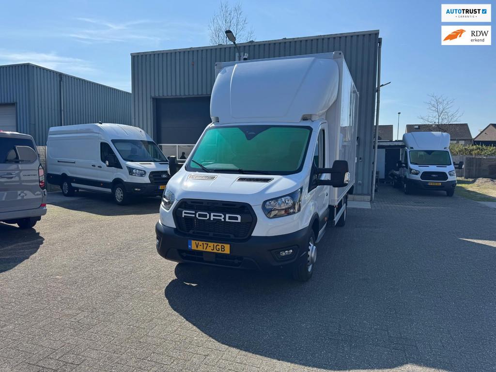 Ford TRANSIT 350 165PK NL Auto BOMVOL bakwagen dubbellucht m, Auto's, Bestelauto's, 2827 kg, 4 cilinders, Wit, Bedrijf