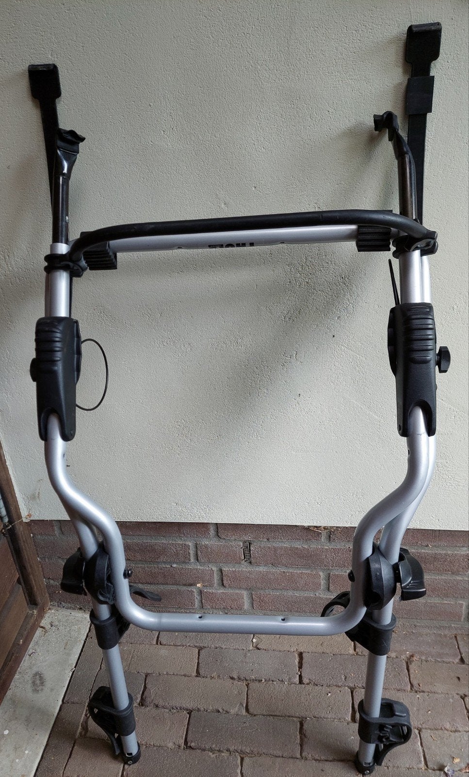 Thule ClipOn 9103, 9104 fietsendrager met Thule Frame Adapte, Auto diversen, Ophalen, Achterklepdrager