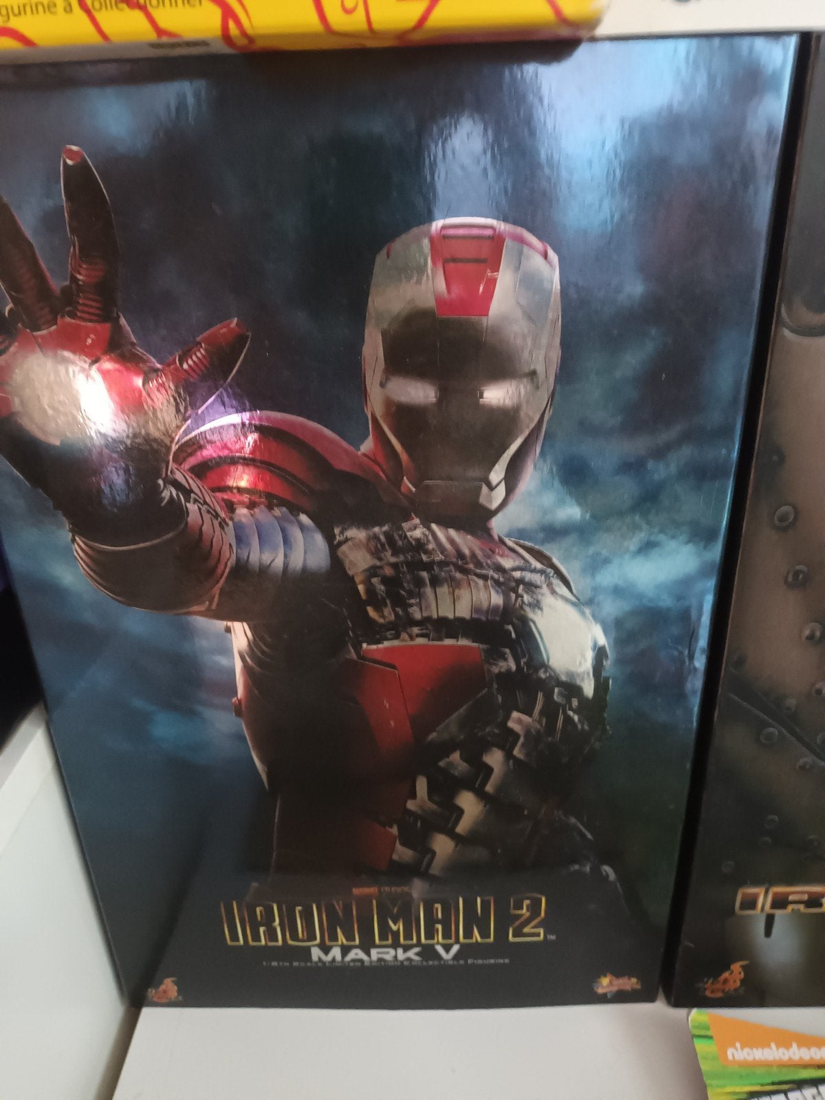Hot Toys Iron Man Mark V Figuur - Iron Man 2, Ophalen of Verzenden, Zo goed als nieuw