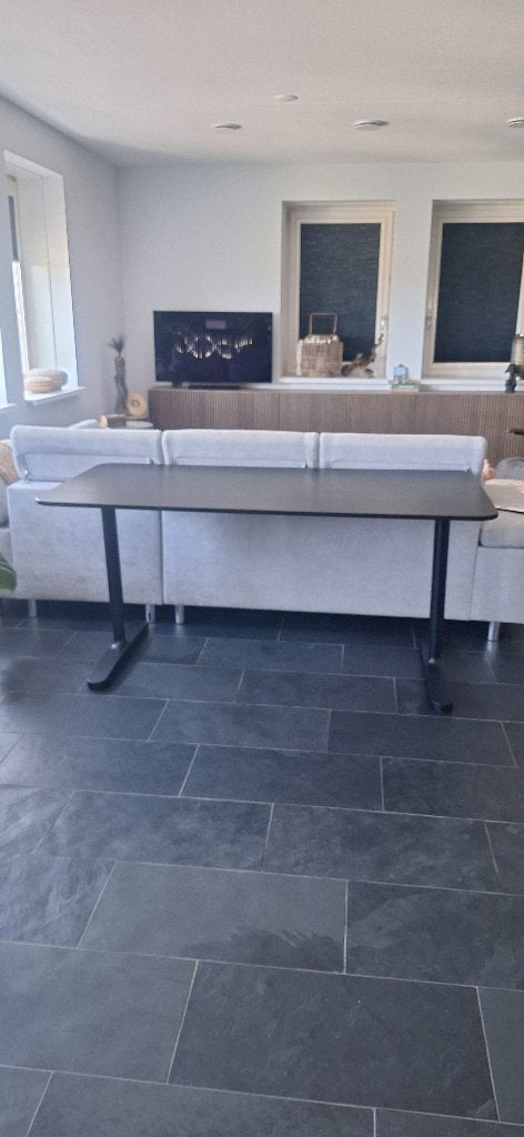 Bureau Zwart Ikea Bekant 160x80 hoogte verstelbaar, Ophalen, Zwart, 160 cm, Zo goed als nieuw