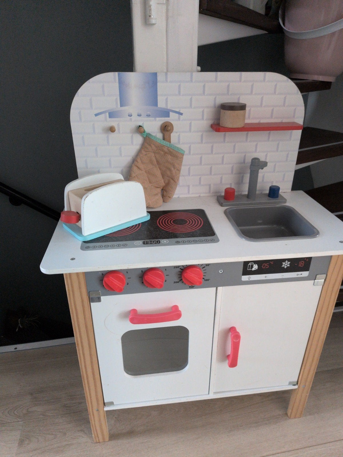 Keukentje en accessoires, Kinderen en Baby's, Ophalen, Gebruikt, Hout, Speelkeuken-accessoire