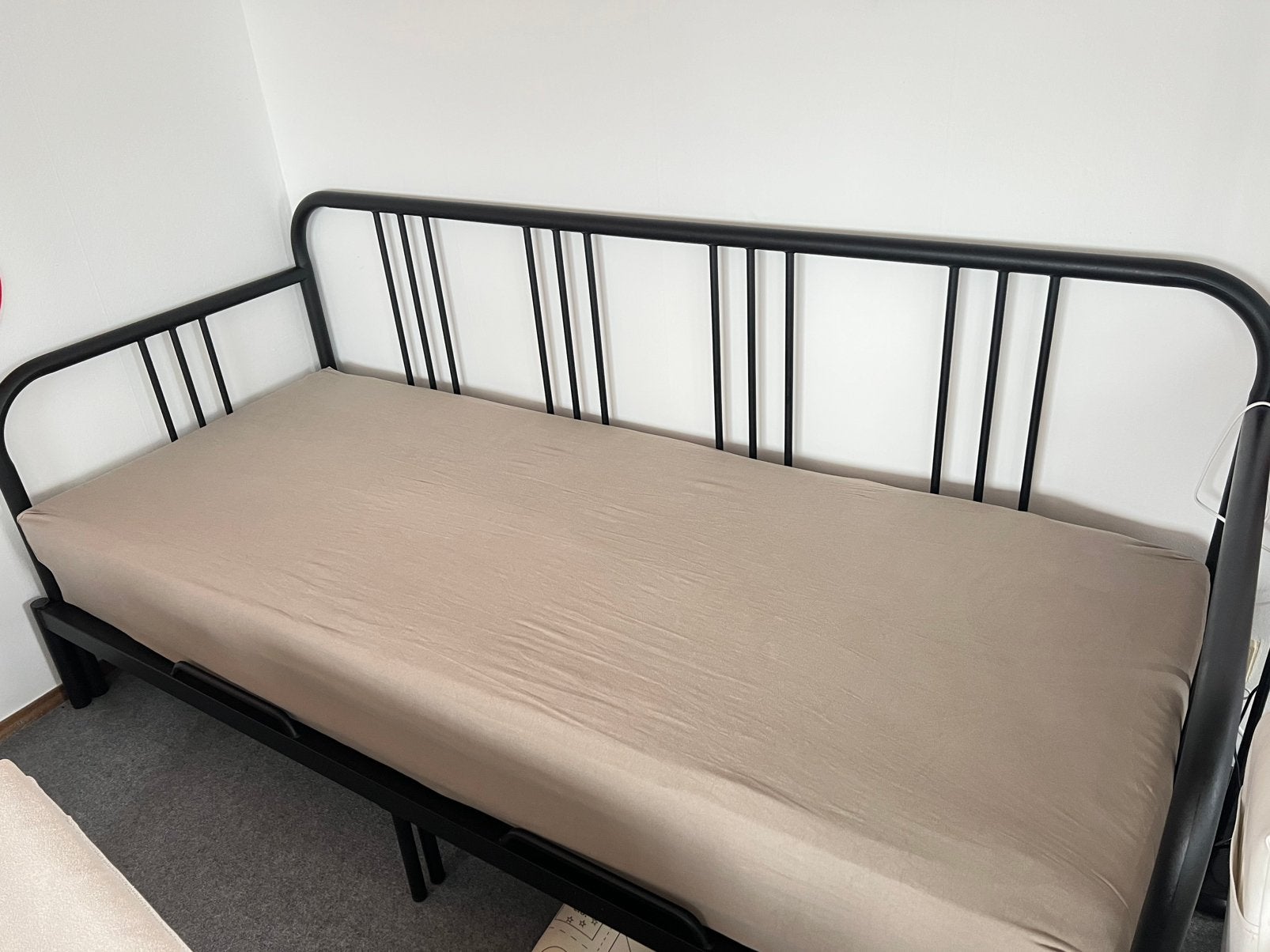 IKEA FYRESDAL Pull-out bed + 2 Mattresses, Ophalen, Zo goed als nieuw, Tweepersoons, 160 cm