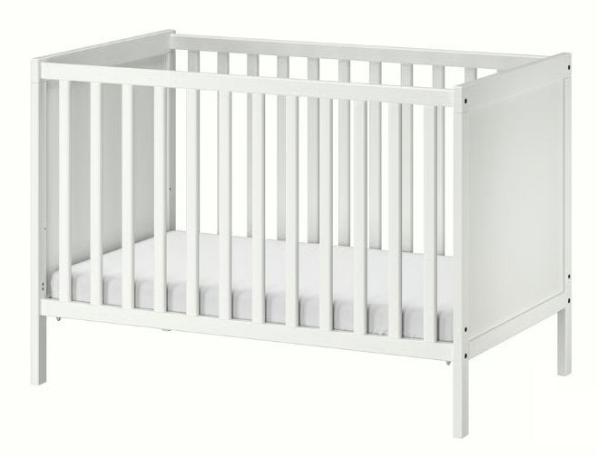 IKEA SUNDVIK babybedje 60x120 wit incl. matras, Ophalen, Zo goed als nieuw, Ledikant