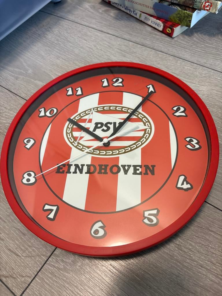 PSV Klok - Zo goed als nieuw, Ophalen, Zo goed als nieuw, Analoog, Wandklok