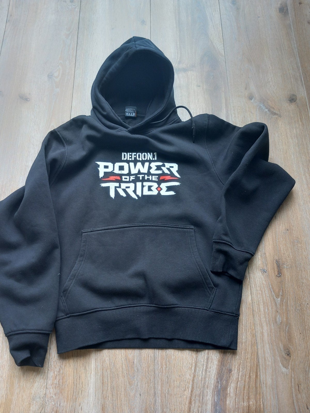Defqon.1 Power of the Tribe Hoodie Maat L, Ophalen of Verzenden