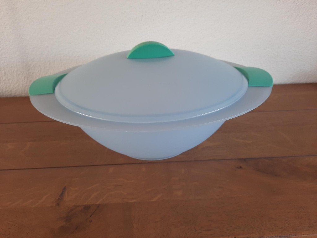 Tupperware grote kom + Deksel  Inhoud 4,5 liter., Huis en Inrichting, Keuken | Tupperware, Blauw, 450 ml, Nieuw, Ophalen of Verzenden