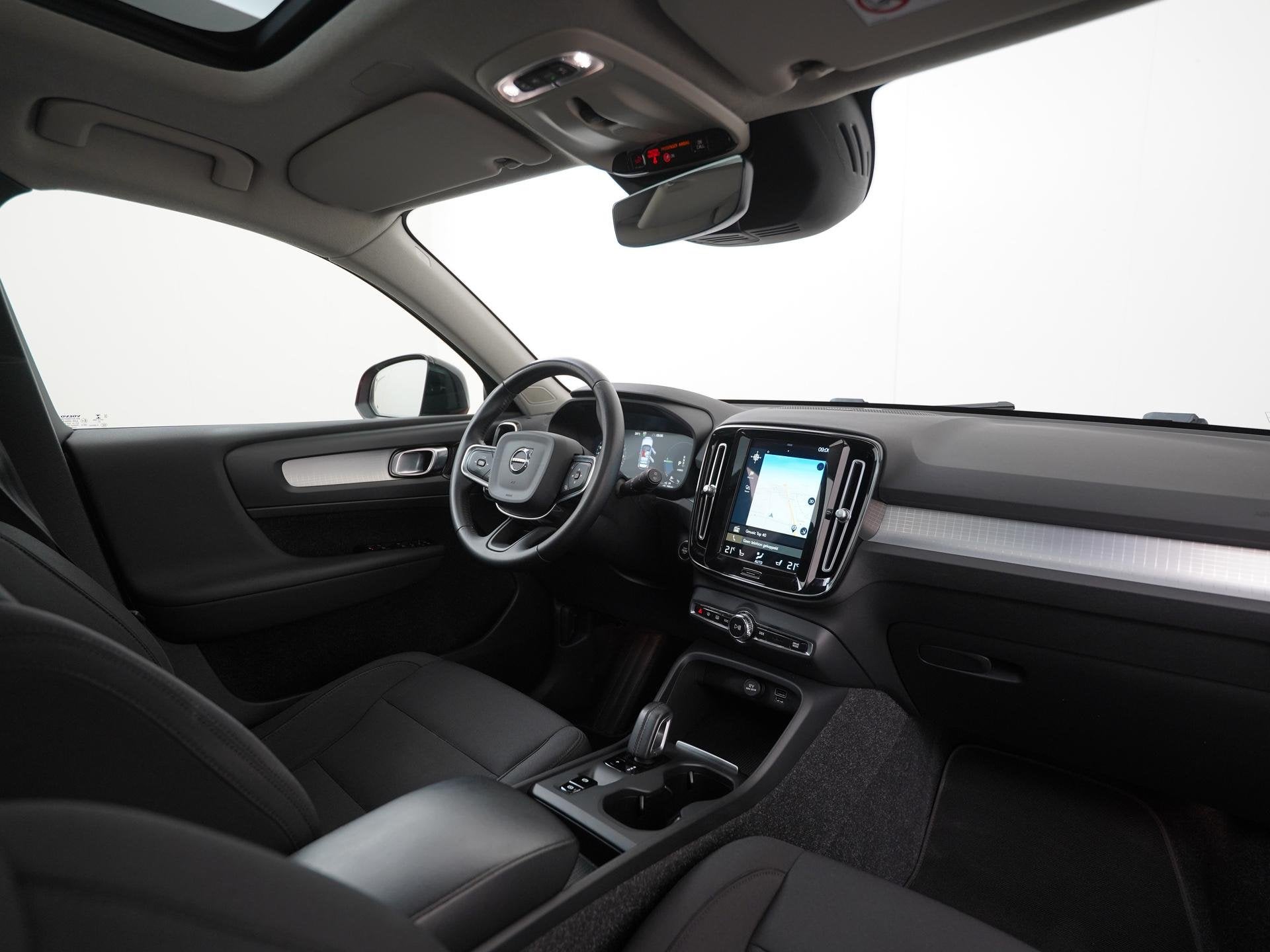 Volvo XC40 1.5 T5 Recharge R-Design Expr | Panoramadak | Tre, 12 maanden, Euro 6, 1712 kg, 179 pk