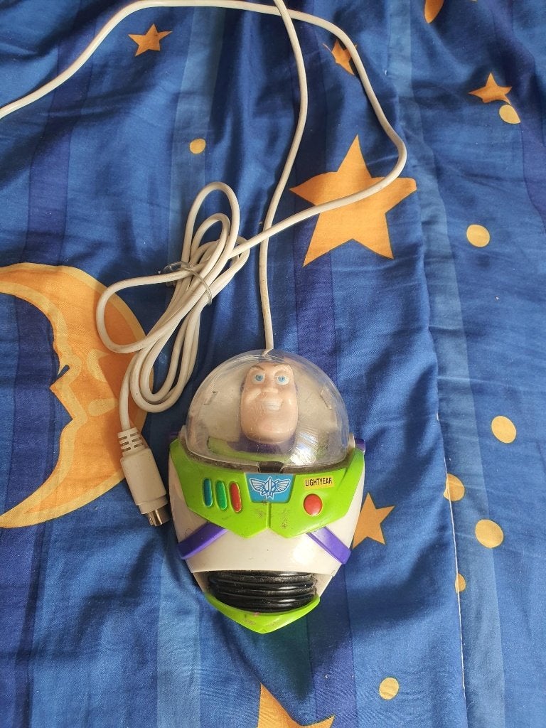 buzz lightyear muis met aansluiting, Ophalen of Verzenden, Overige figuren, Beeldje of Figuurtje