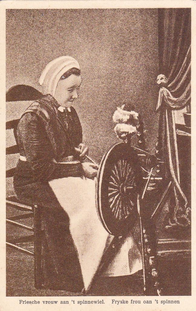 00450 Friesland - Friesche vrouw aan 't spinnewiel, Verzenden, 1920 tot 1940, Ongelopen, Friesland