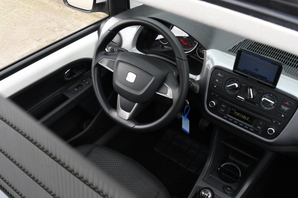 Seat Mii 1.0 Style|Pano|Navi, Voorwielaandrijving, Stof, Gebruikt, Met garantie (alle)