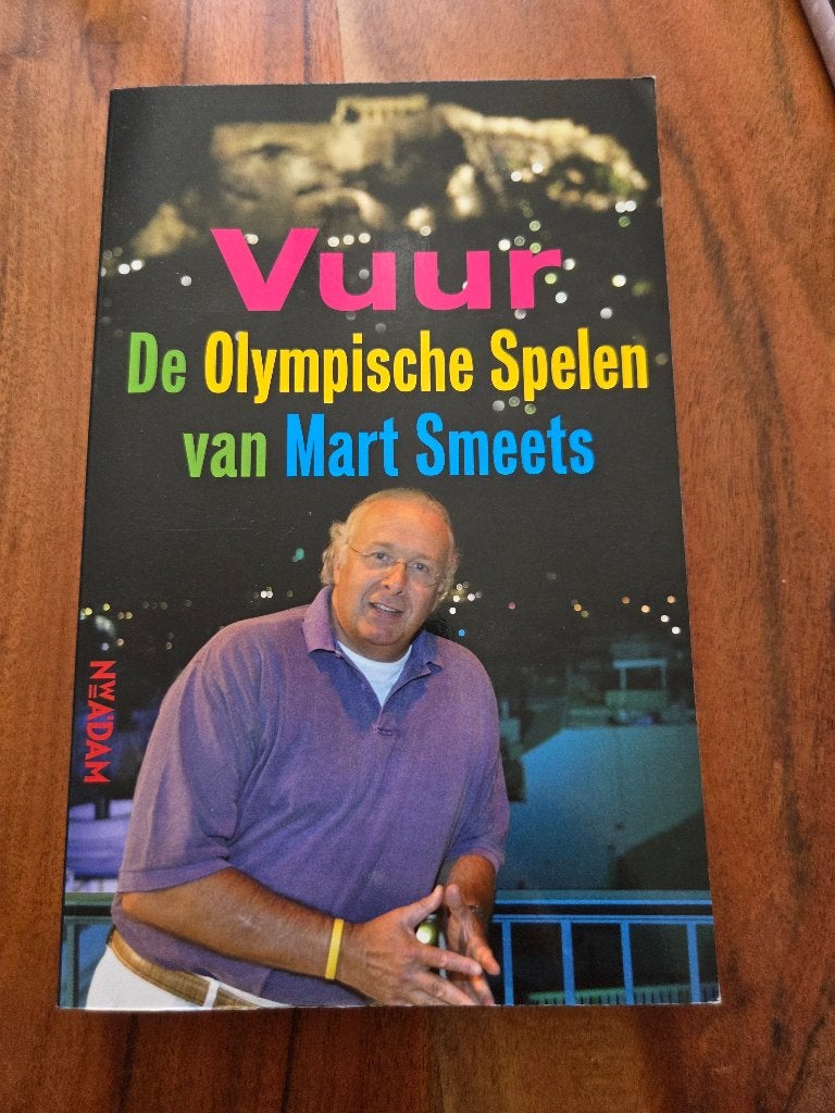 Vuur: De Olympische Spelen van Mart Smeets - Boek, Ophalen of Verzenden, Zo goed als nieuw, Mart Smeets, Overige sporten