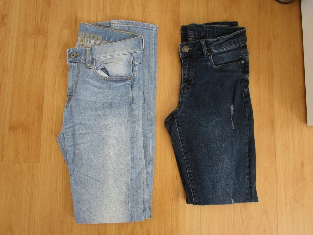 Twee spijkerbroeken taillemaat 29, Kleding | Dames, Blauw, Ophalen of Verzenden, Zo goed als nieuw, 8mm + esmara