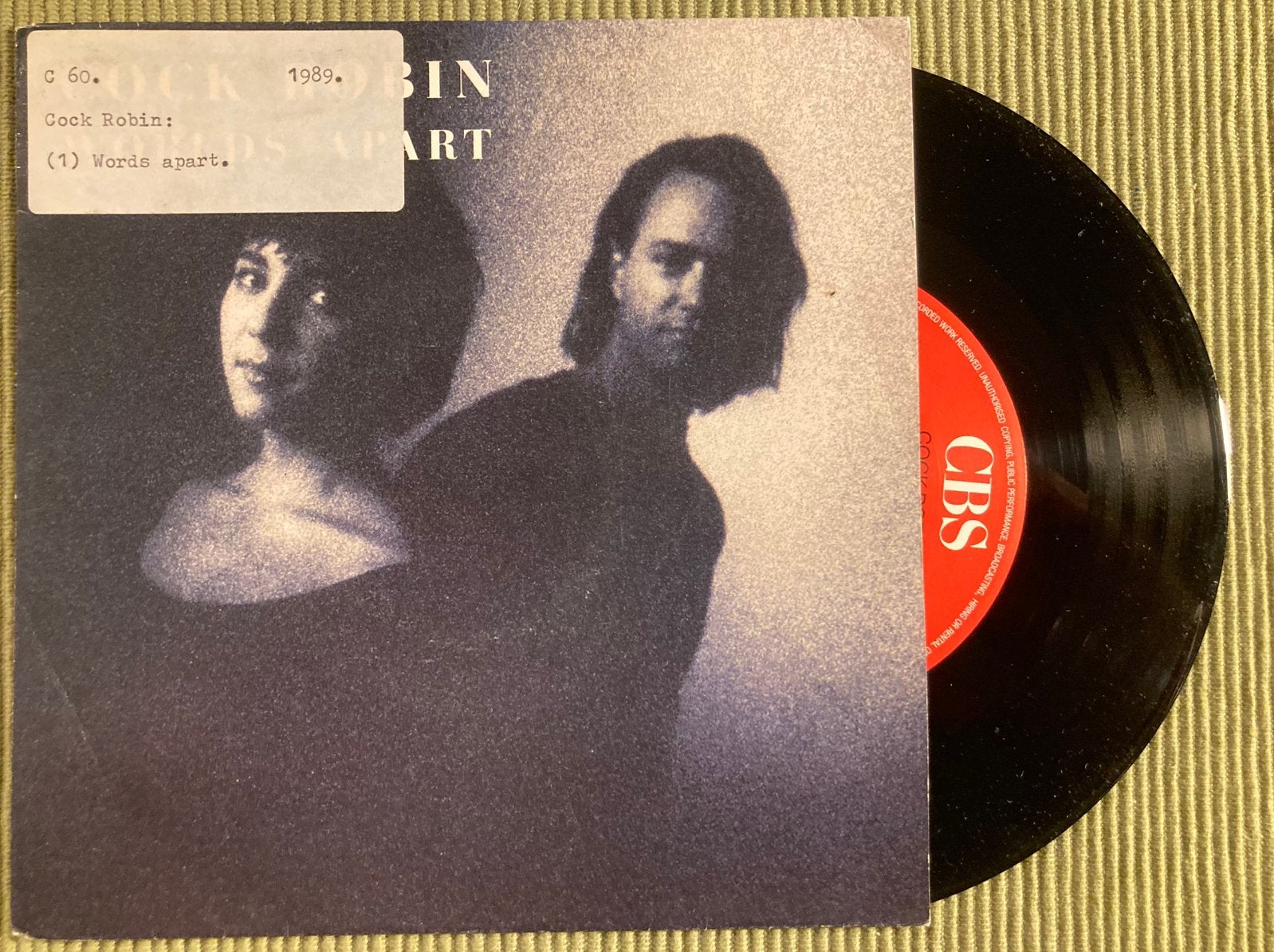 Vinyl single Cock Robin - Worlds Apart, Gebruikt, 7 inch, Ophalen of Verzenden, Pop